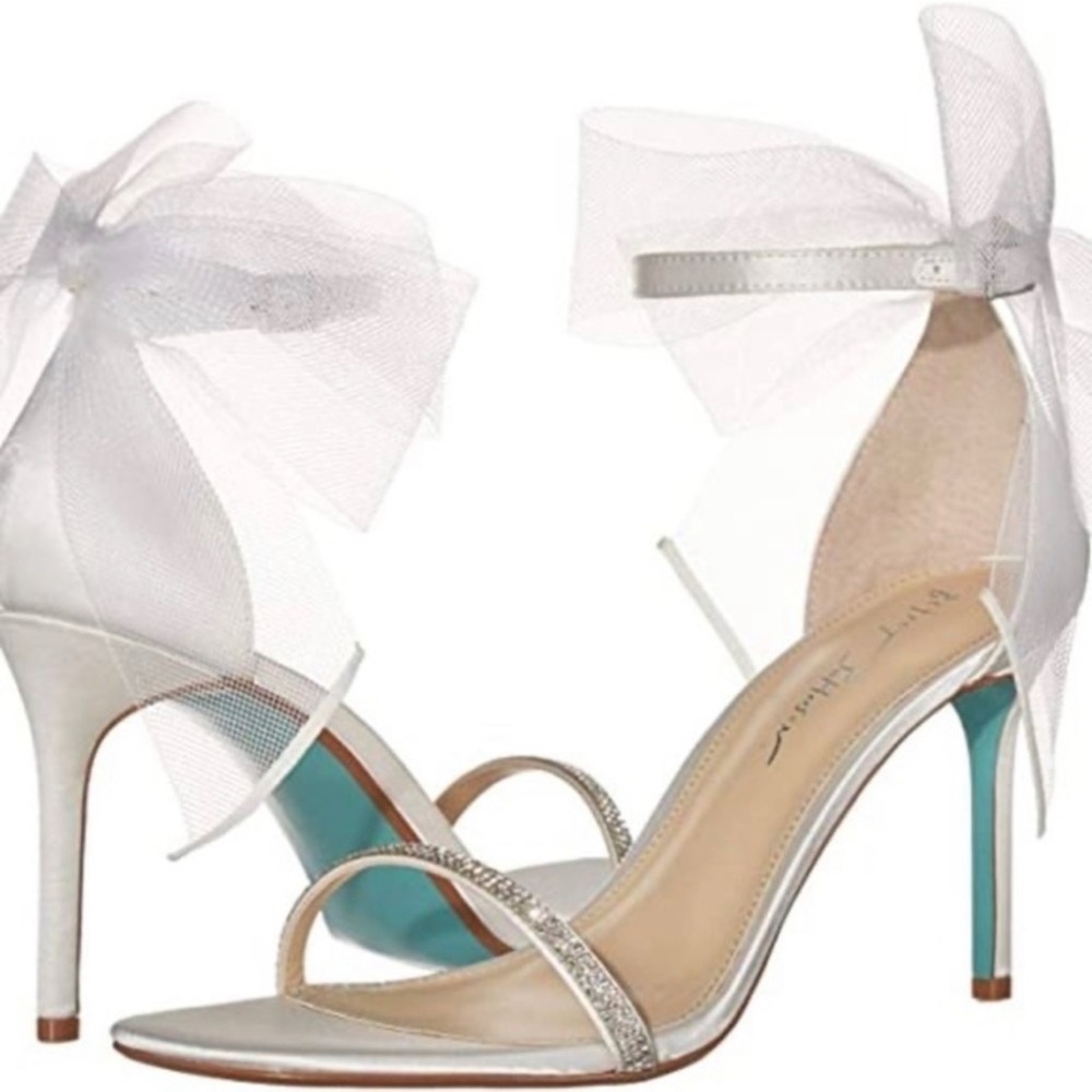 Betsey Johnson White Bow Shoes